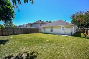 6306 Spruce Manor Ln, Houston, TX 77085 - Photo 29