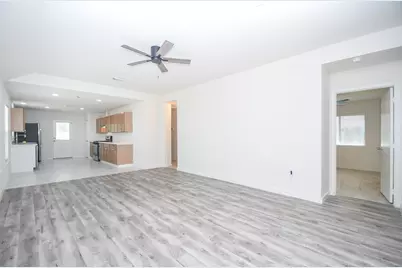 6306 Spruce Manor Lane, Houston, TX 77085 - Photo 5