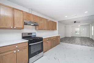 6306 Spruce Manor Ln, Houston, TX 77085 - Photo 11