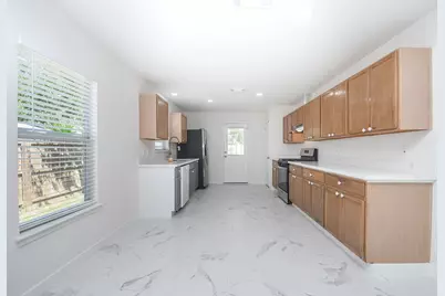 6306 Spruce Manor Lane, Houston, TX 77085 - Photo 7