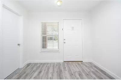 6306 Spruce Manor Lane, Houston, TX 77085 - Photo 3