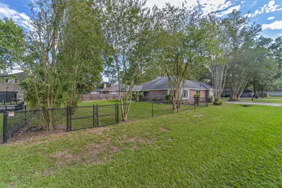 3130 Lake Breeze Lane, Crosby, TX 77532 - Photo 31