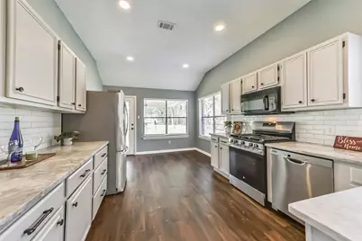 3130 Lake Breeze Lane, Crosby, TX 77532 - Photo 7