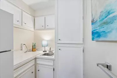 1330 Coral Way, Tiki Island, TX 77554 - Photo 17