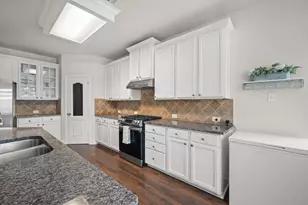 9803 Lynnrose Springs Dr, Tomball, TX 77375 - Photo 13