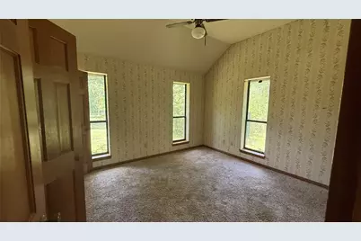 246 Rosanky, Livingston, TX 77351 - Photo 15