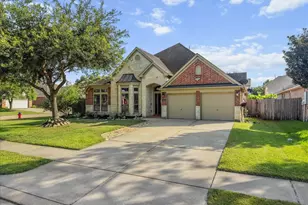 6103 Castle Peak Ln, League City, TX 77573 - Photo 1