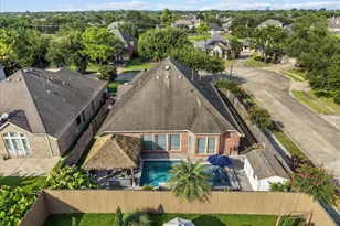 6103 Castle Peak Ln, League City, TX 77573 - Photo 39