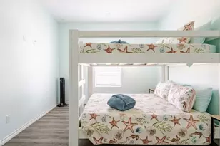 980 Bay St, Gilchrist, TX 77617 - Photo 27