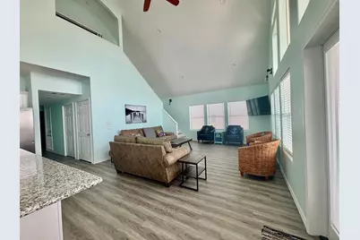 980 Bay Street, Gilchrist, TX 77617 - Photo 9