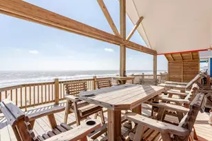 980 Bay St, Gilchrist, TX 77617 - Photo 13