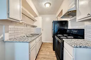 506 N 3rd St, Richmond, TX 77469 - Photo 3