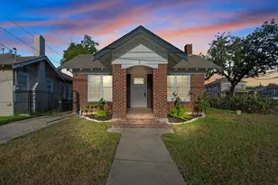 2 Jenkins St, Houston, TX 77003 - Photo 1