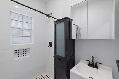 2 Jenkins Street, Houston, TX 77003 - Photo 11