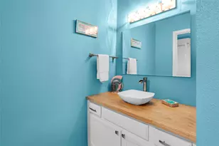 18214 Heritage Ln, Nassau Bay, TX 77058 - Photo 19