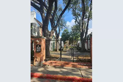 2675 Marilee Lane Lane, Houston, TX 77057 - Photo 15