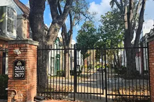 2675 Marilee Ln Ln, Houston, TX 77057 - Photo 15