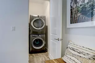 1211 Caroline St, Houston, TX 77002 - Photo 3