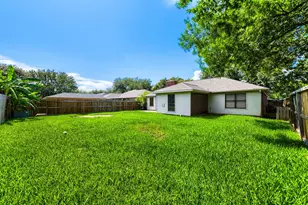 3074 County Rd 855B, Alvin, TX 77511 - Photo 29