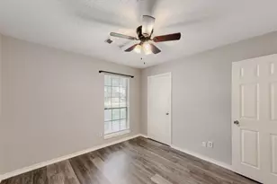 3074 County Rd 855B, Alvin, TX 77511 - Photo 23