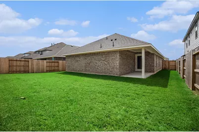 2206 Lierna Drive, Texas City, TX 77568 - Photo 15