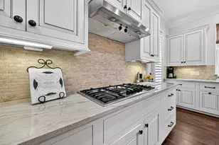 8729 Oak Kolbe Ln, Houston, TX 77080 - Photo 17