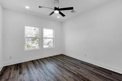 8328 Corinth Street #B, Houston, TX 77051 - Photo 7