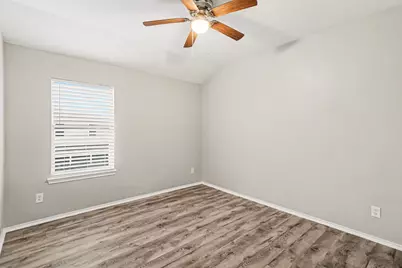 4502 Marquis Avenue, Baytown, TX 77521 - Photo 19