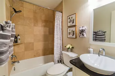 2922 Shadow Trail Drive, Houston, TX 77082 - Photo 17