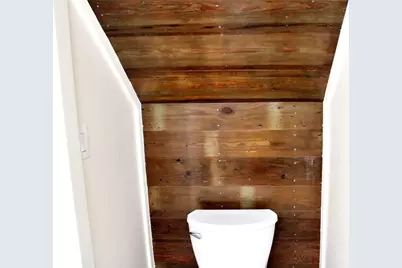 678 Colorado Street, Glidden, TX 78943 - Photo 17