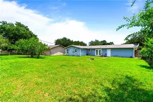 1614 Santa Fe Dr, Kingsville, TX 78363 - Photo 9