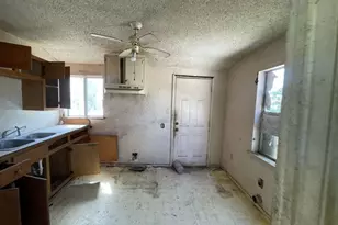 1017 W Buchanan St, Harlingen, TX 78550 - Photo 7
