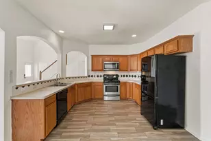 9322 Eaglewood Glen Tr, Houston, TX 77083 - Photo 13