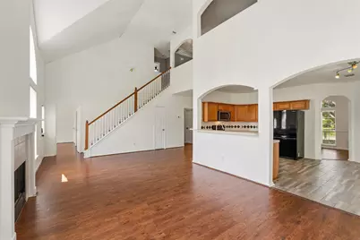 9322 Eaglewood Glen Trail, Houston, TX 77083 - Photo 11
