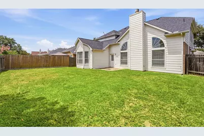 9322 Eaglewood Glen Trail, Houston, TX 77083 - Photo 29