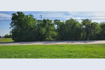 15511 Hope Village Road, Friendswood, TX 77546 - Photo 3