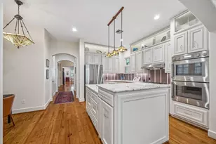 706 E 12th St, Houston, TX 77008 - Photo 17