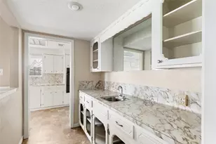 12803 Verdun Dr, Houston, TX 77049 - Photo 11