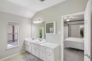 2910 Laguna Shores Ln, League City, TX 77573 - Photo 11