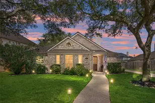 2910 Laguna Shores Ln, League City, TX 77573 - Photo 1