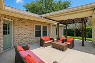 2910 Laguna Shores Ln, League City, TX 77573 - Photo 5