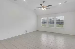 15702 Rosemary Hl Ln, Conroe, TX 77302 - Photo 11