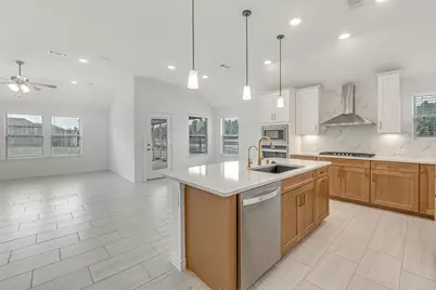 15702 Rosemary Hill Lane, Conroe, TX 77302 - Photo 5