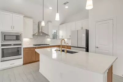 15702 Rosemary Hill Lane, Conroe, TX 77302 - Photo 7