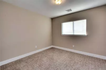 11917 Longwood Garden Way, Houston, TX 77047 - Photo 15