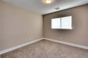 11917 Longwood Garden Way, Houston, TX 77047 - Photo 15
