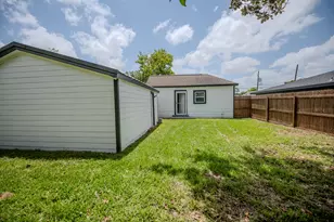 1225 Dutch St, Deer Park, TX 77536 - Photo 13