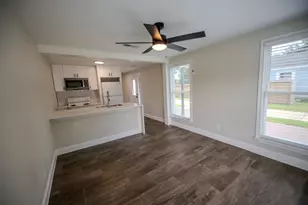 1225 Dutch St, Deer Park, TX 77536 - Photo 5
