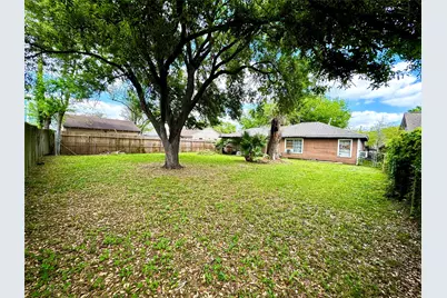 4105 Ella Boulevard, Houston, TX 77018 - Photo 5