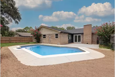 15507 Sierra Valle Drive, Houston, TX 77083 - Photo 5